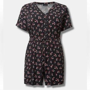 Torrid Rayon‎ Slub Button Front Romper Plus Size 5X Heart Floral Black Pockets